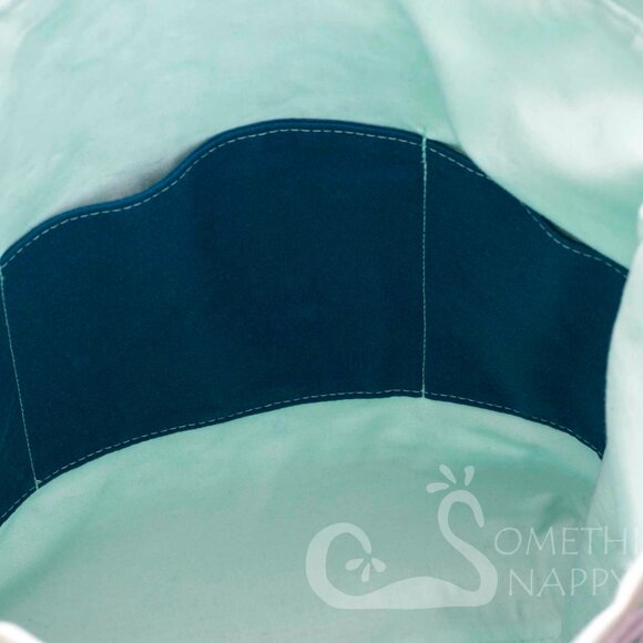 Something Snappy Mint Bouquet Drawstring Backpack - Picture 3 of 3